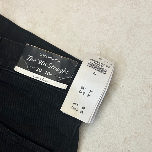 Abercrombie & Fitch Women's High Rise Black Jeans - Picture 4 of 4